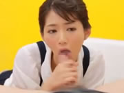 日本淫女吹簫最後射在嘴裏